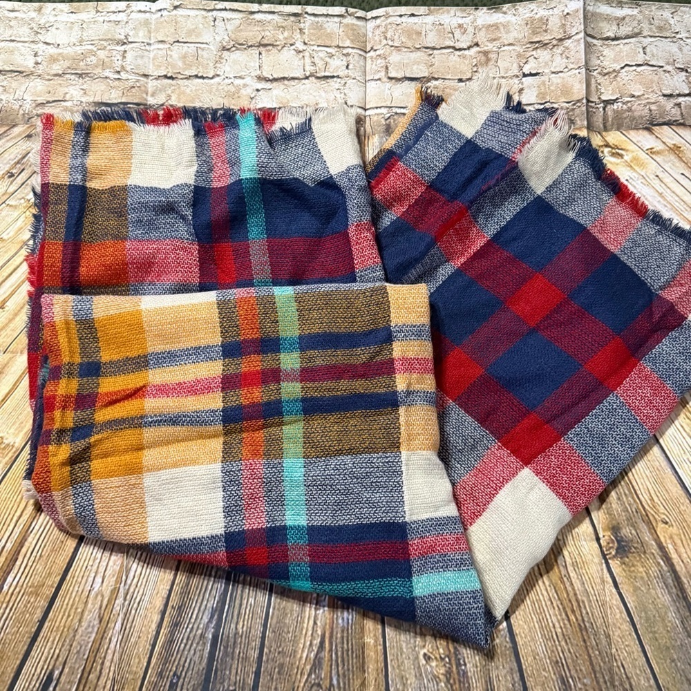 Neiman Marcus Plaid Red Blue Multicolor Fringe Blanket Scarf